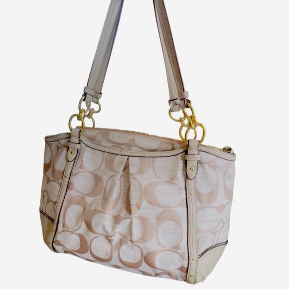 COACH Alexandra Signature C Gorgeous Canvas Cream and Tan Shoulder handbag. - Picture 11 of 16
